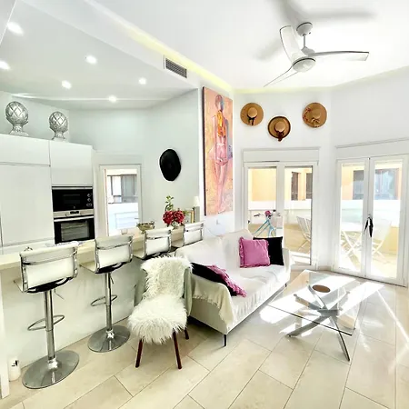 Loft De Lujo En Marbella Centro Con Amplio Balcon - Magnolia Properties מארבלה
