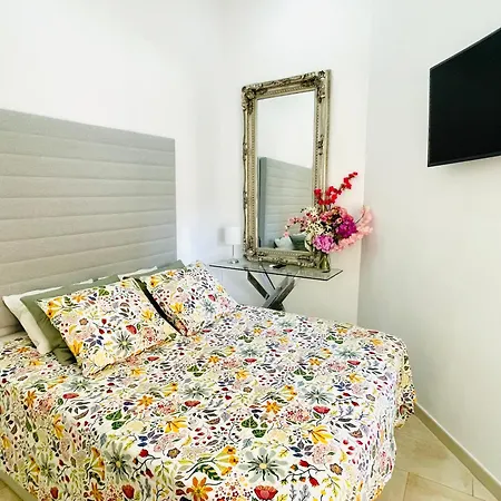 Loft De Lujo En Marbella Centro Con Amplio Balcon - Magnolia Properties